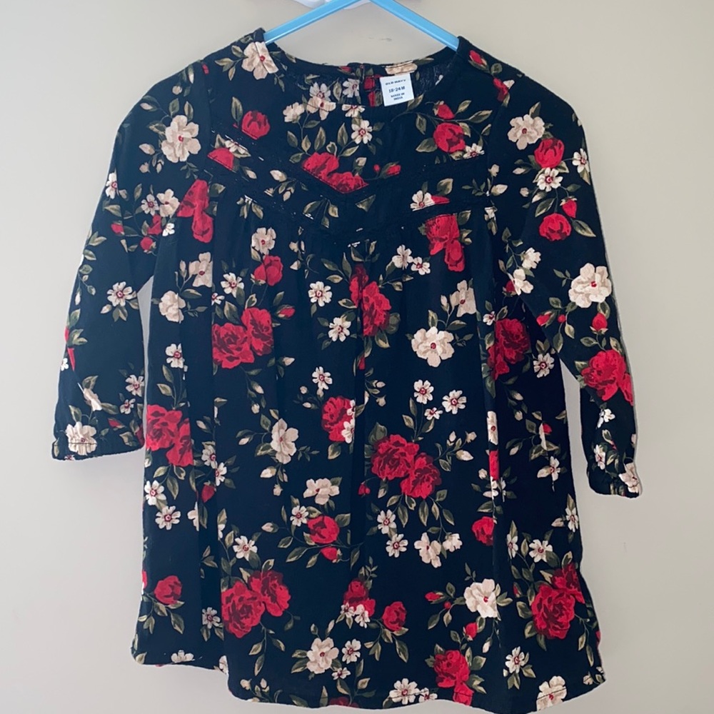Girls Old Navy dress - Picture 2 of 7